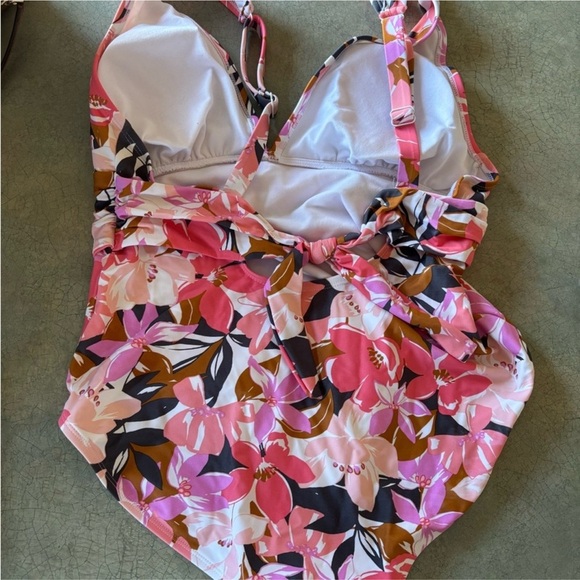 Kona Sol Pink Floral Women’s One Piece Sz L - Picture 3 of 3